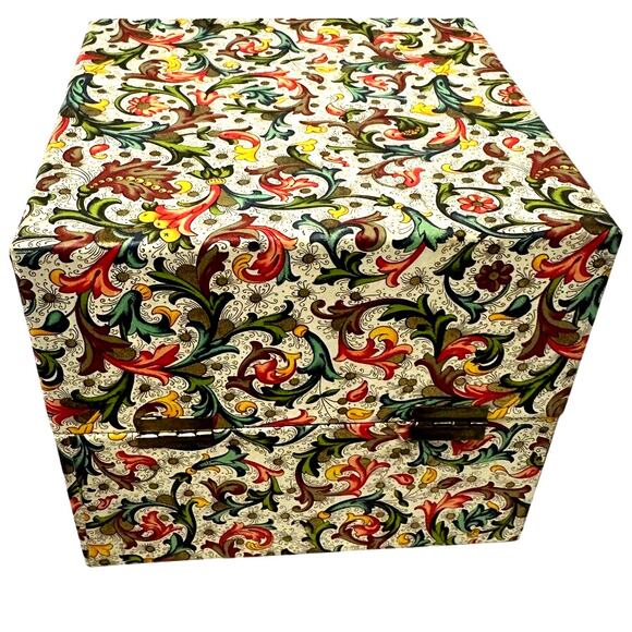 Dillard's 1998 “Natural Santa” 
Hand Painted Signed Christmas Ornament-NEW! - Picture 5 of 5